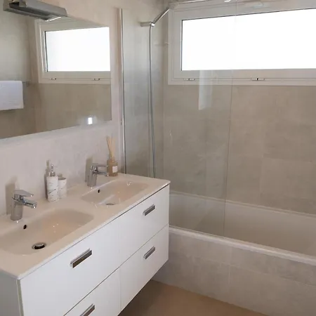 Nirvana - Luxury With Heated Pool Holiday home Playa Paraiso (Tenerife)