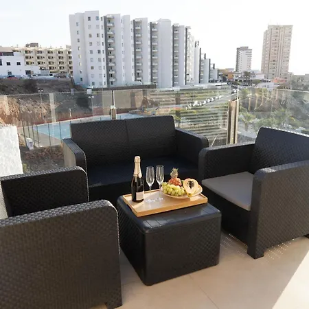 Nirvana - Luxury With Heated Pool