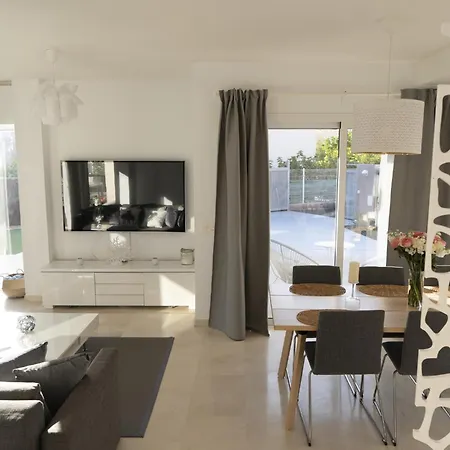 Nirvana - Luxury With Heated Pool Holiday home Playa Paraiso (Tenerife)