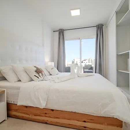 Semesterbostad Nirvana - Luxury With Heated Pool