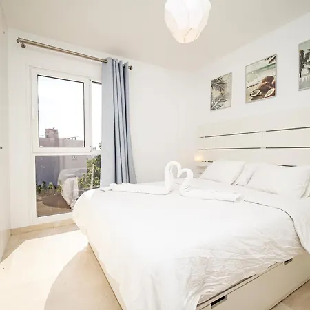 Semesterbostad Nirvana - Luxury With Heated Pool