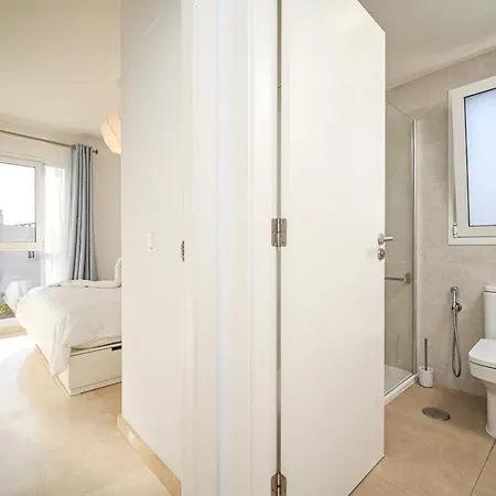 Nirvana - Luxury With Heated Pool Semesterbostad Playa Paraiso (Tenerife)