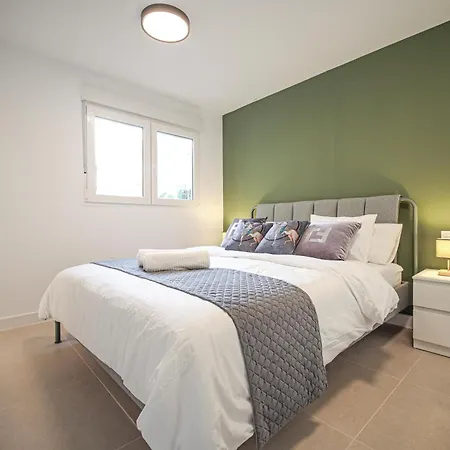 Semesterbostad Nirvana - Luxury With Heated Pool *