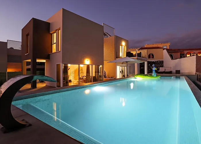 Сasa de vacaciones Nirvana - Luxury With Heated Pool *