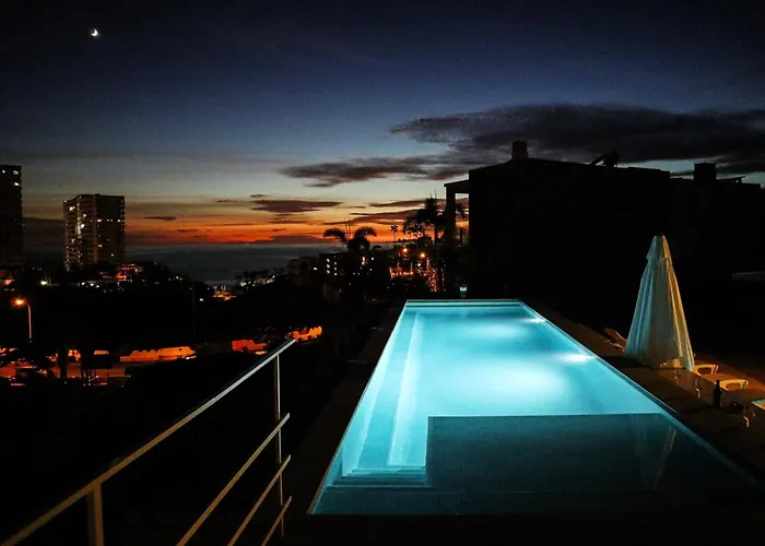 Nirvana - Luxury With Heated Pool Сasa de vacaciones *