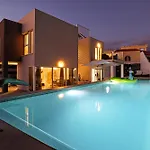 Casa vacanze Nirvana - Luxury With Heated Pool *